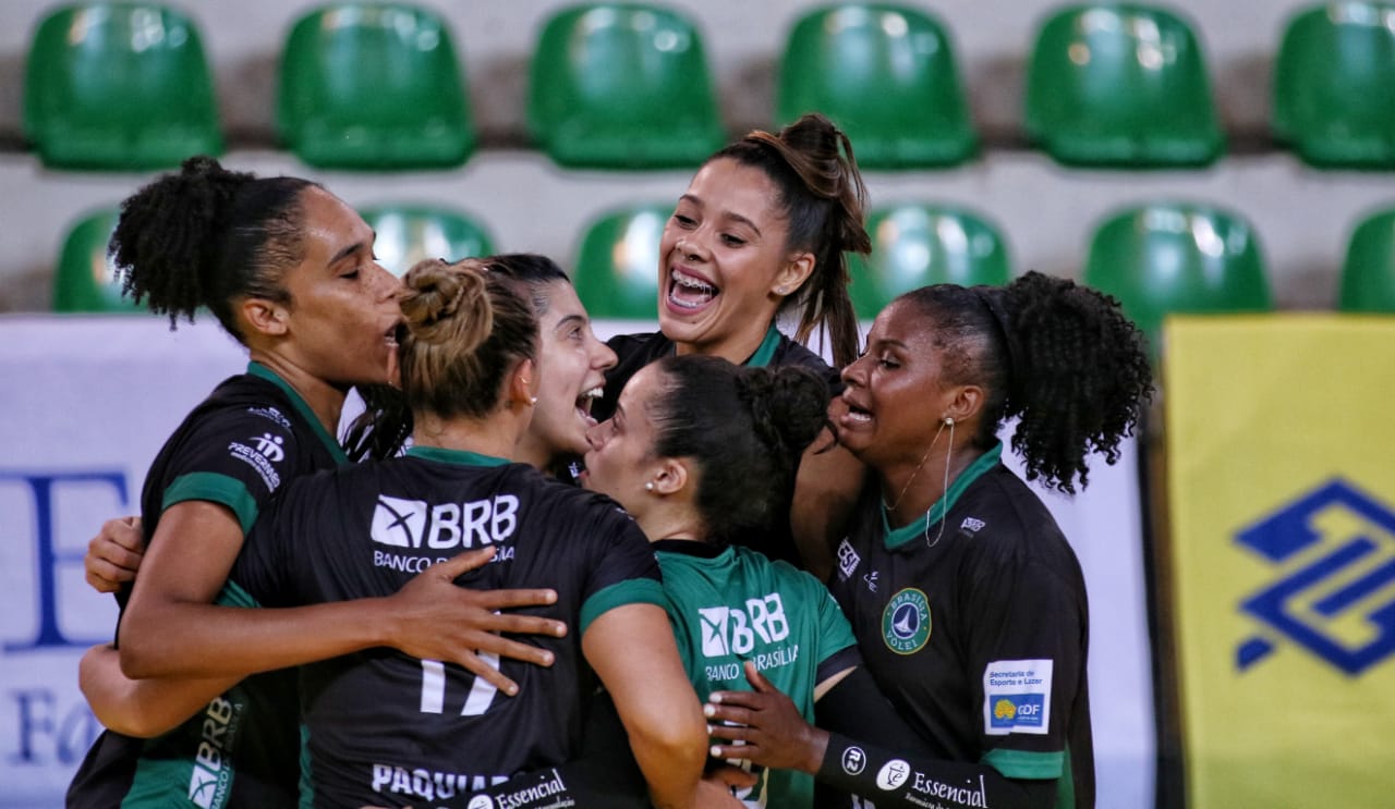 Brasília Vôlei perde mais uma e continua sem saber o que é vencer na Superliga Feminina de Vôlei